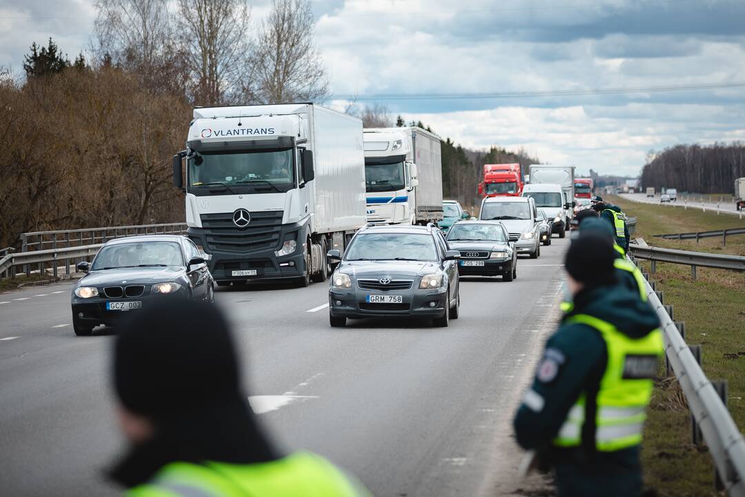 Judėjimo kontrolė prie Kauno prieš Velykų savaitgalį