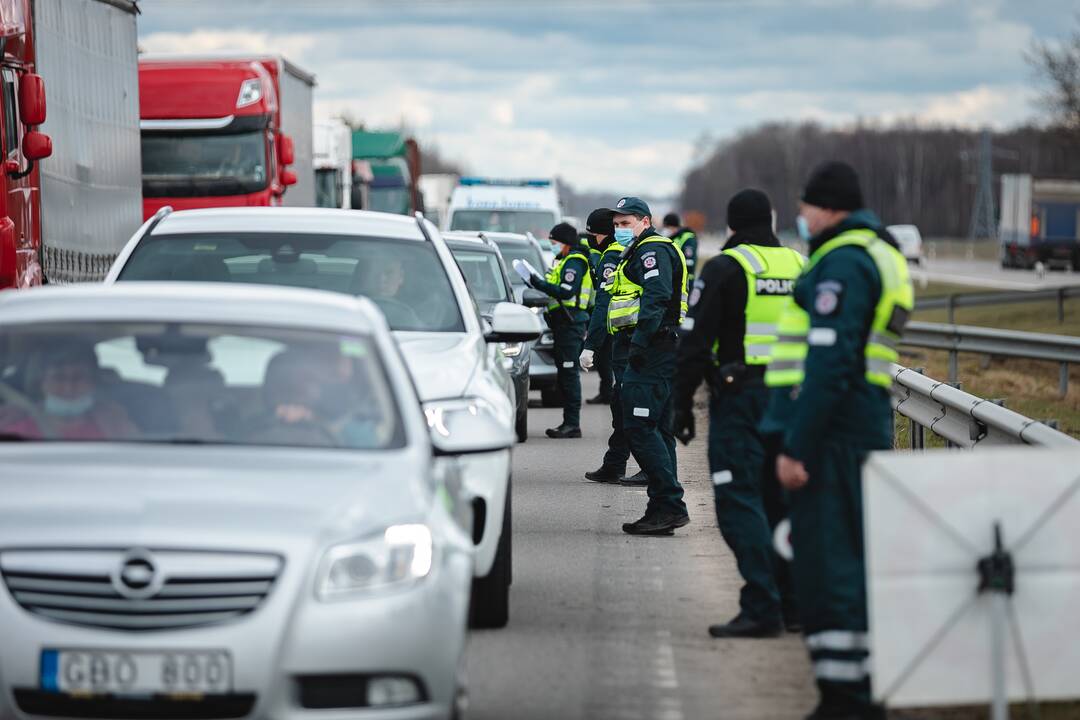Judėjimo kontrolė prie Kauno prieš Velykų savaitgalį