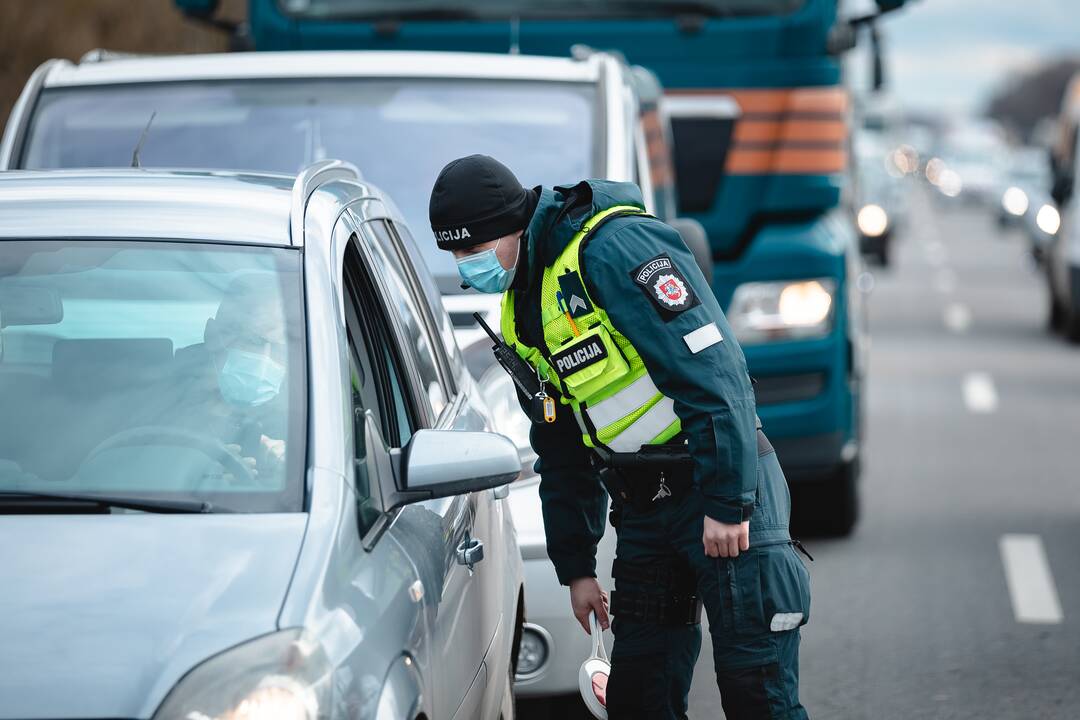 Judėjimo kontrolė prie Kauno prieš Velykų savaitgalį