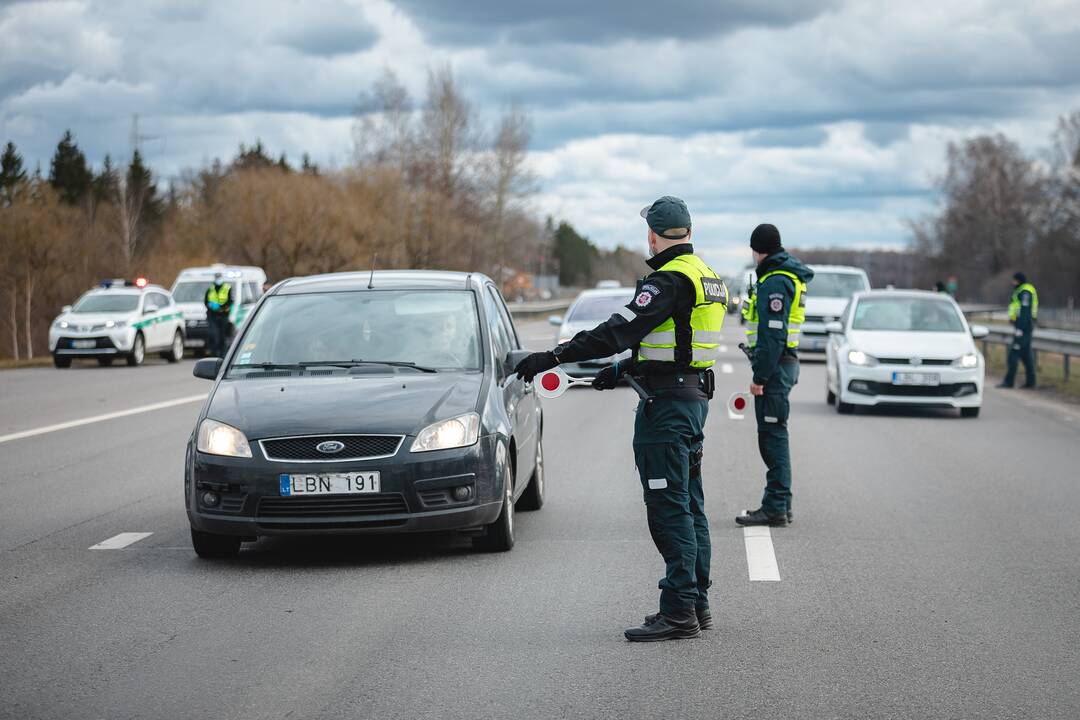 Judėjimo kontrolė prie Kauno prieš Velykų savaitgalį