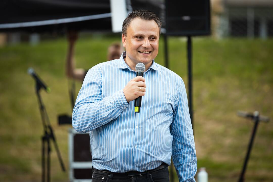 Šilainiuose atidaryta unikali krepšinio aikštelė