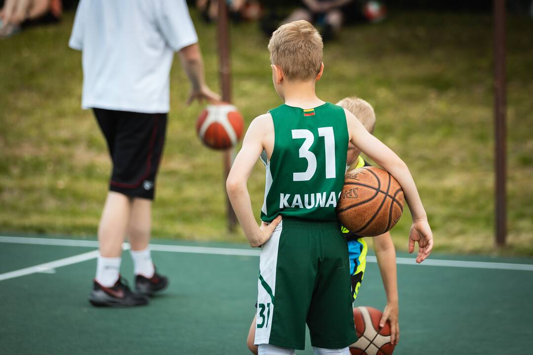 Šilainiuose atidaryta unikali krepšinio aikštelė
