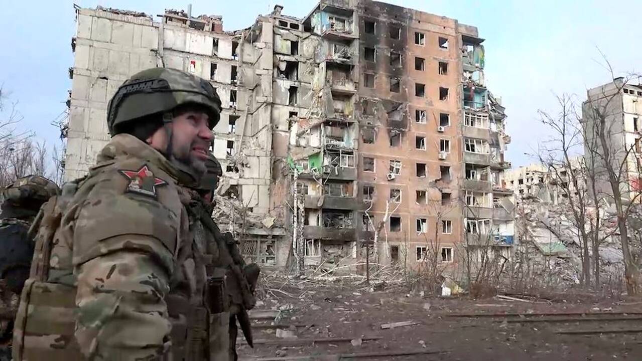 Ukrainos kariškiai pasitraukė iš kaimo netoli Avdijivkos