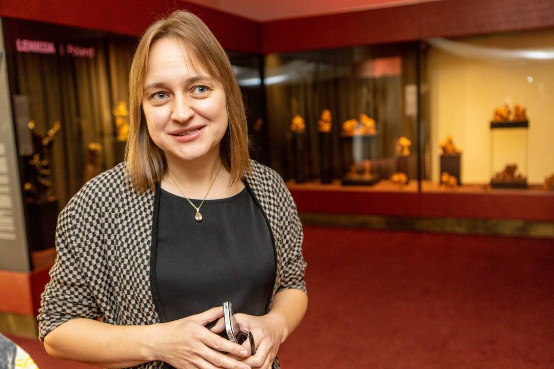 Akims: vieną ryškiausių mitinių būtybių galėsite pažinti per spalvas: juodą, žalią, raudoną ir baltą.