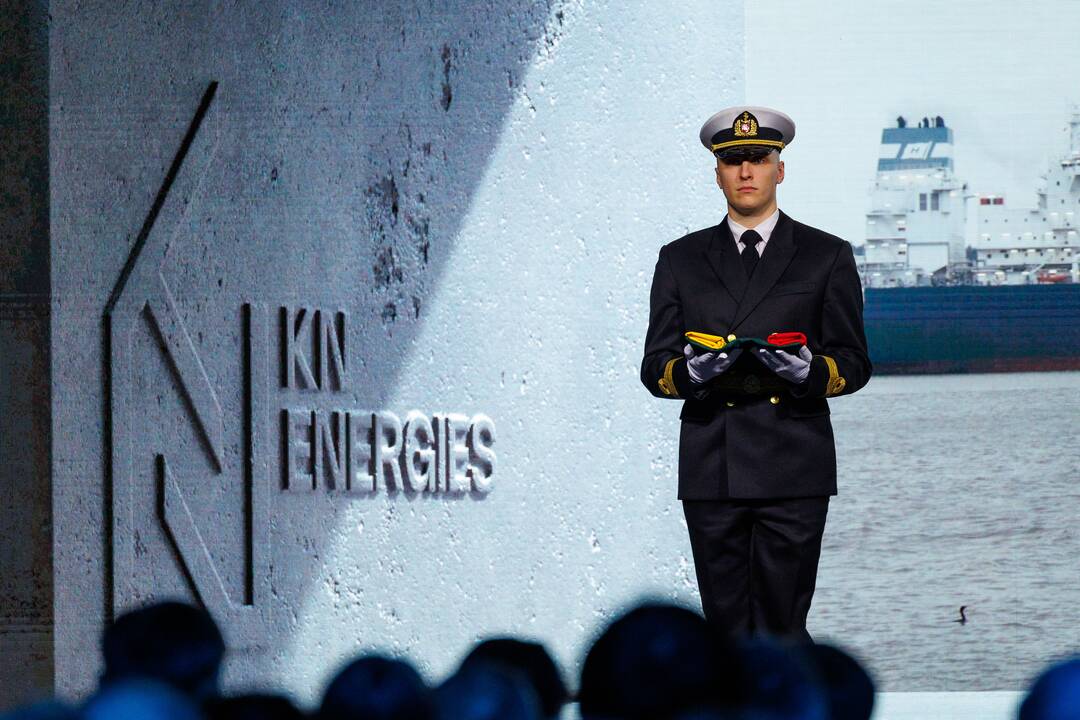 Laivo-saugyklos „Independence“ nuosavybės teisių perdavimo Lietuvai ceremonija