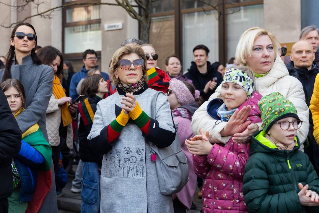 Eisena „Nepriklausomybės atkūrimo kelias“