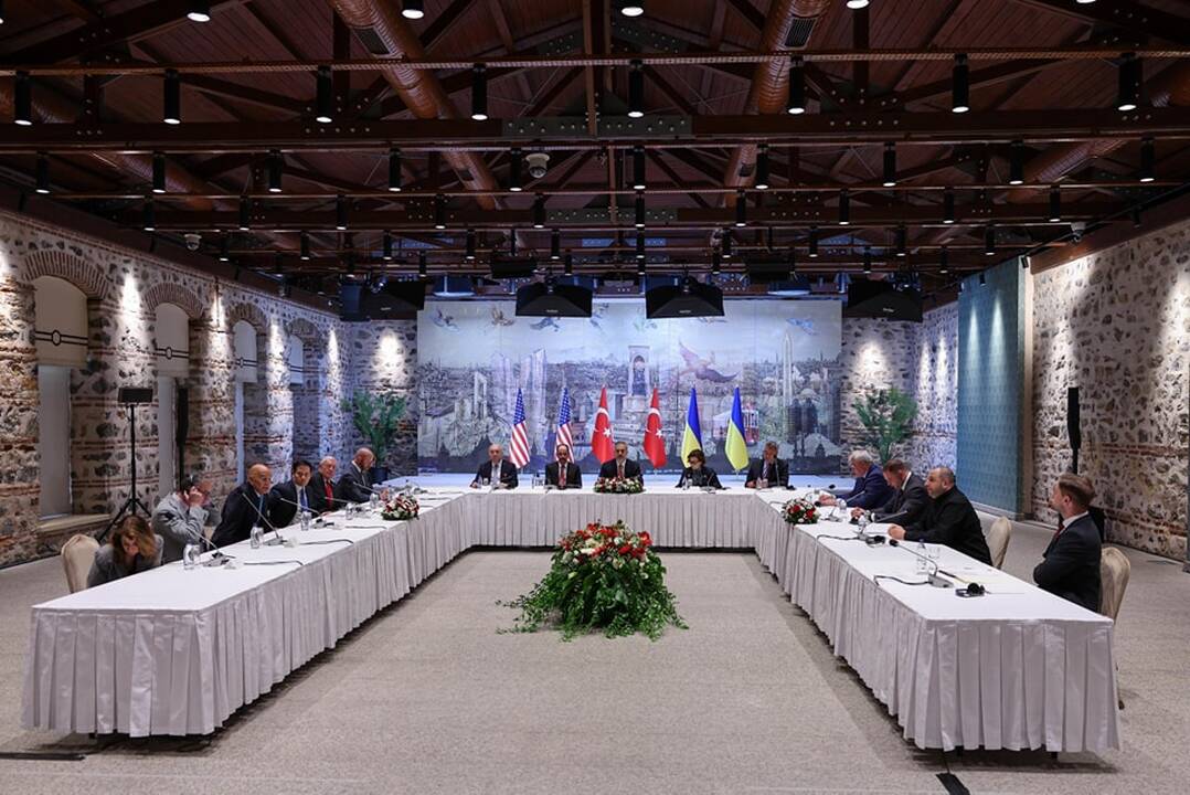 Kremlius siūlo naują Rusijos ir Ukrainos derybų ratą vėl surengti Stambule