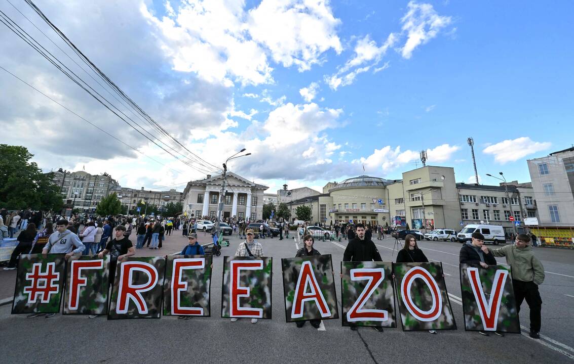 Į Ukrainą iš rusų nelaisvės jau grįžo daugiau kaip pusė garsiojo „Azovo“ pulko kovotojų