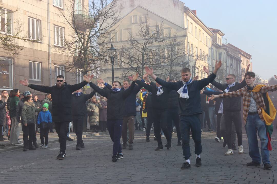 Kovo 11-osios proga – eisena Klaipėdoje