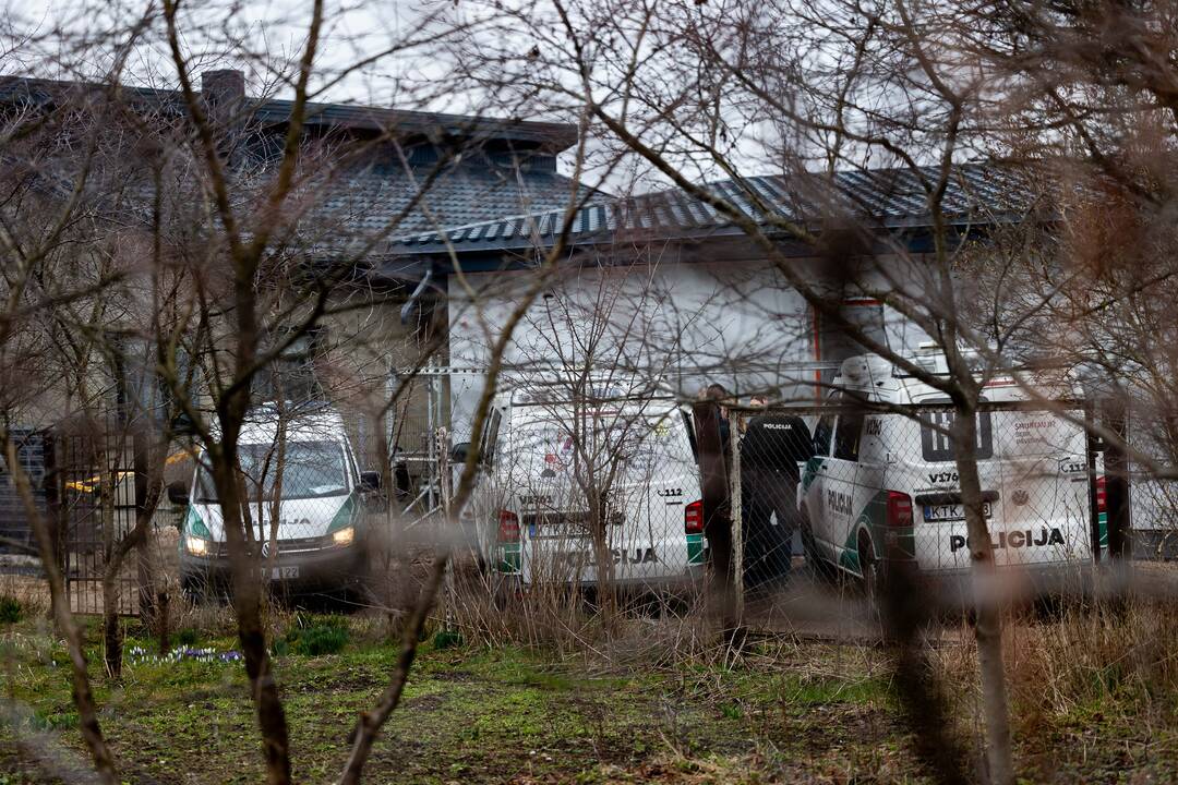 Šalčininkuose vyras nušovė žmoną policininkę