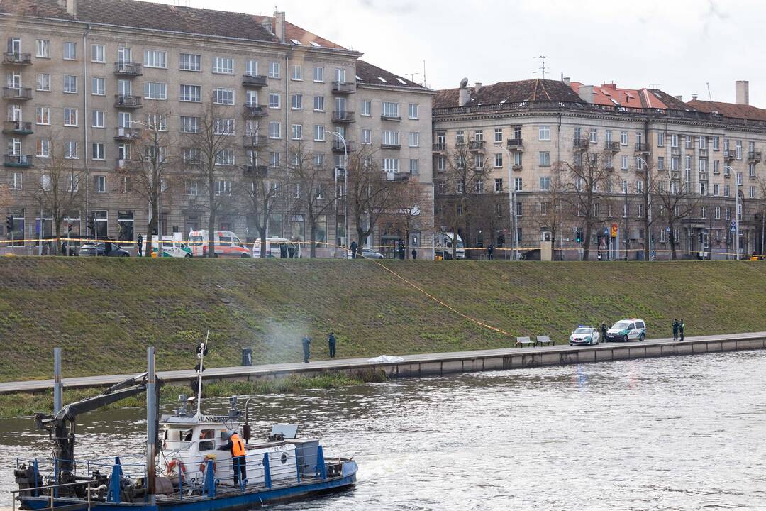Neryje rastas žmogaus kūnas: įtariama, kad tai – dingęs paauglys