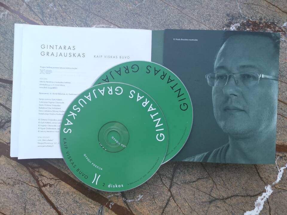 G. Grajausko poezijos knyga „Kaip viskas buvo“ – su dvigubu CD.