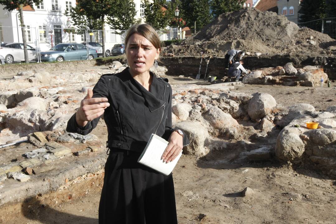 Žinios: R. Nabažaitė perkasoje atpažįsta bažnyčios kolonas, šildymo sistemą, bokšto vietą ir daugybę kitų įdomybių.