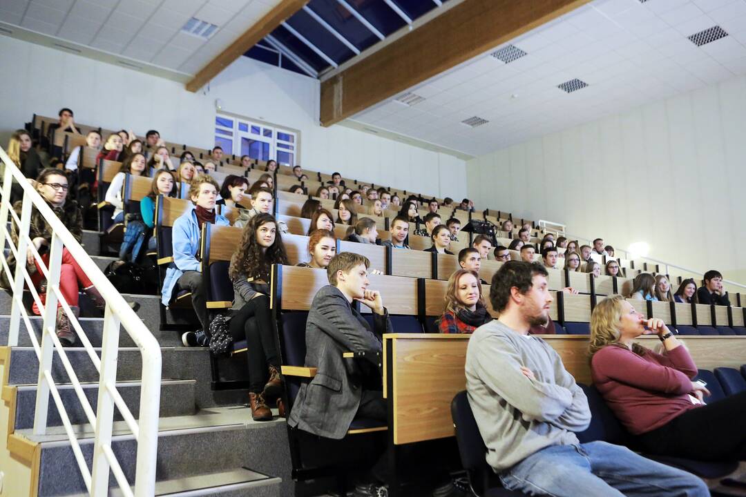 Virusas: LCC tarptautiniame universitete COVID-19 nustatytas keturiems iš užsienio atvykusiems studentams.