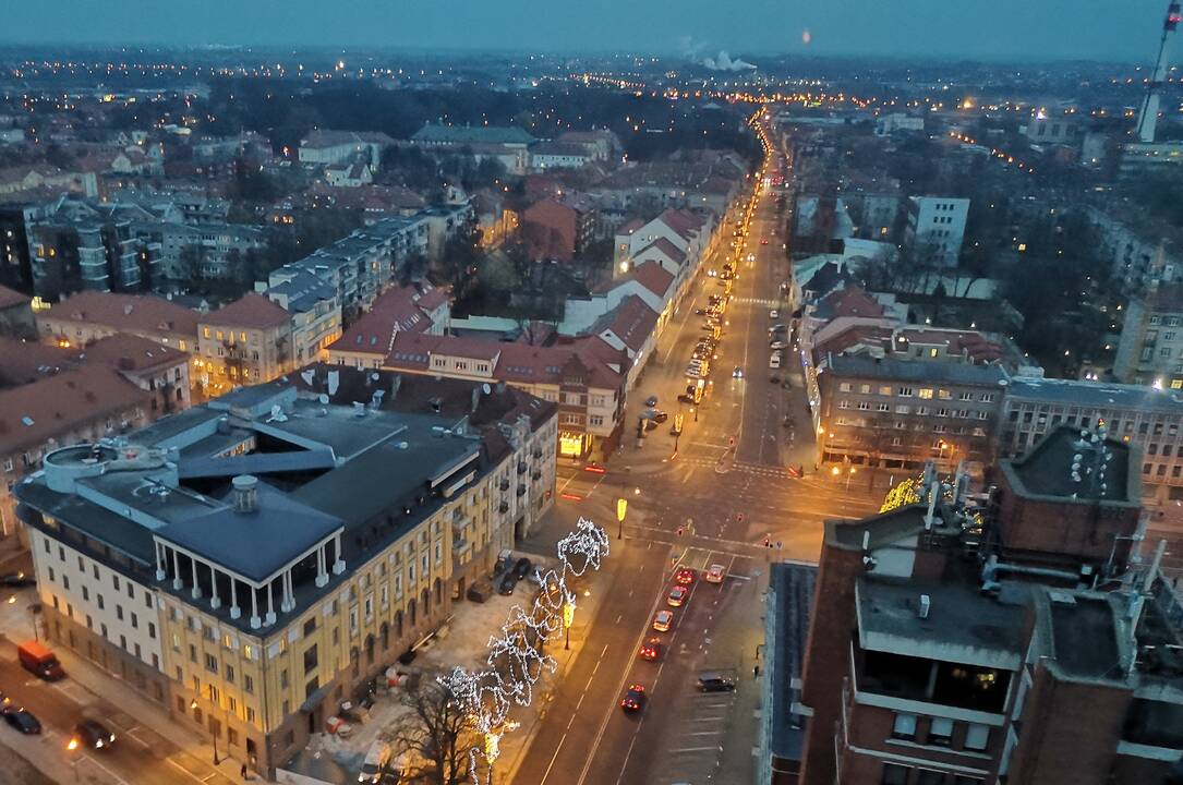 Pokyčiai: šiais metais daugelis uostamiesčio vietų tapo šviesesnės, planuojama, kad kitąmet pokyčiai laukia ir vienos pagrindinių uostamiesčio – Liepų – gatvės.