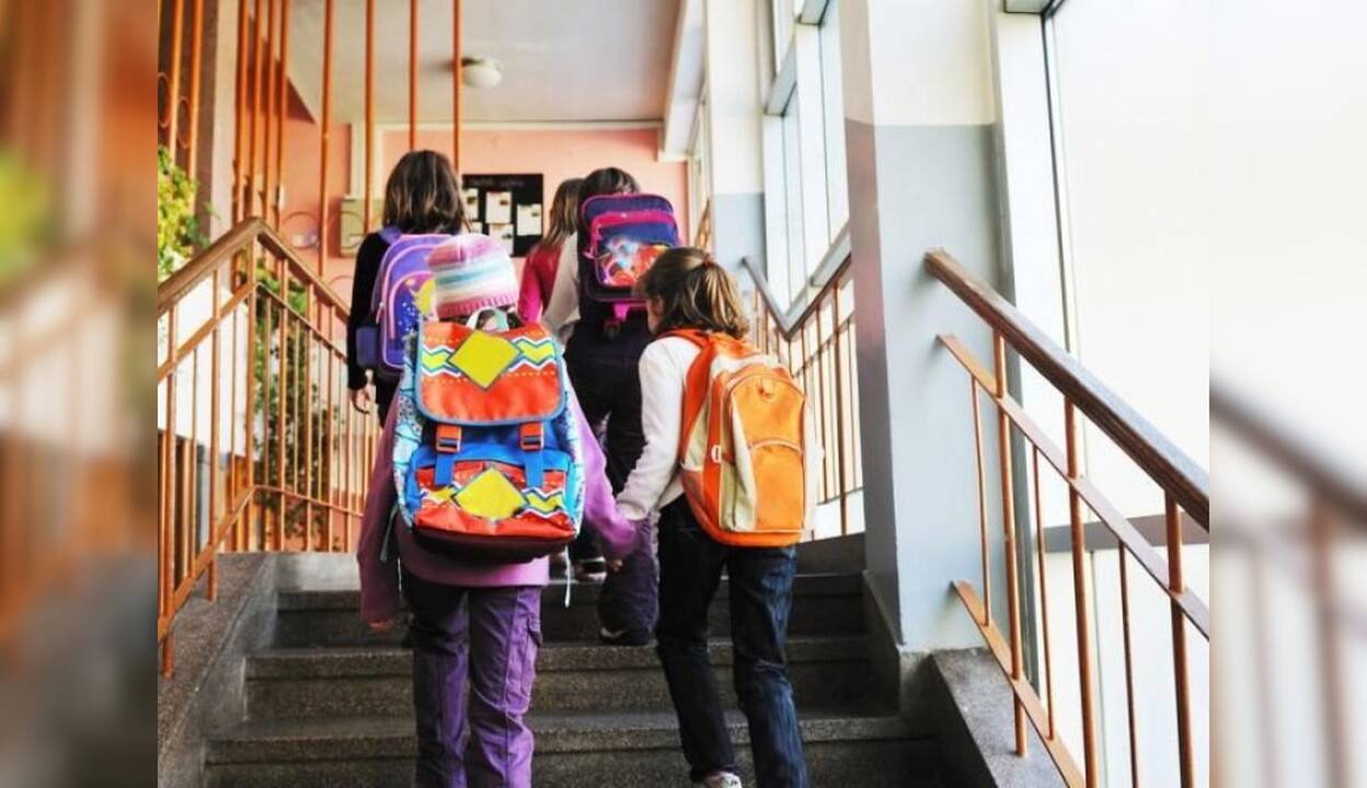 Pamokos: uostamiesčio gyventojai susiduria su faktu, kad net ūgtelėjusius vaikus būtina lydėti iki mokyklos.