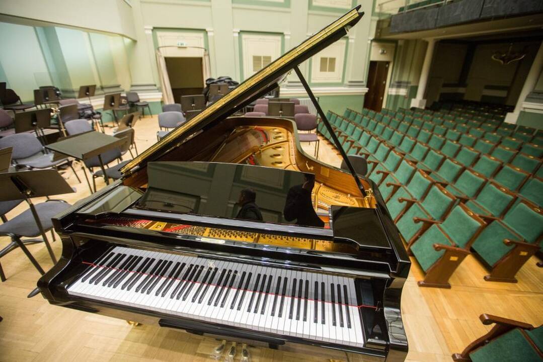 Kauno filharmonijoje – pianistės fortepijono rečitalis: pasitelktos judesio fiksavimo technologijos