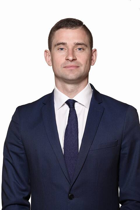 Rezultatas: šiuo metu Kauno rajono savivaldybė ant mokyklų pastatų jau yra įrengusi 2 MW saulės elektrinių.