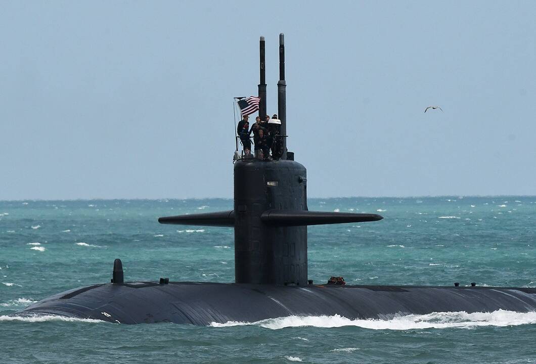 Amerikiečių povandeninis laivas su atominiu ginklu.