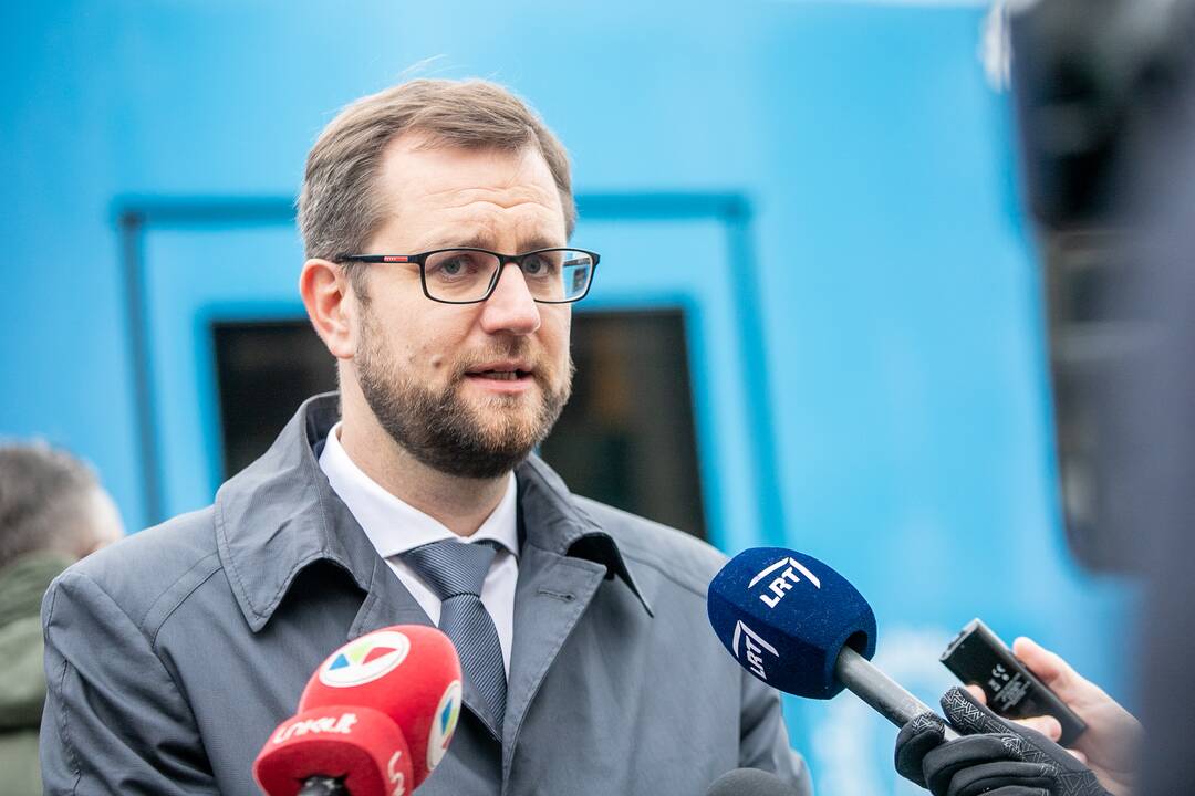 Kauno geležinkelio stotyje susitiko traukiniai iš Lisabonos ir Talino