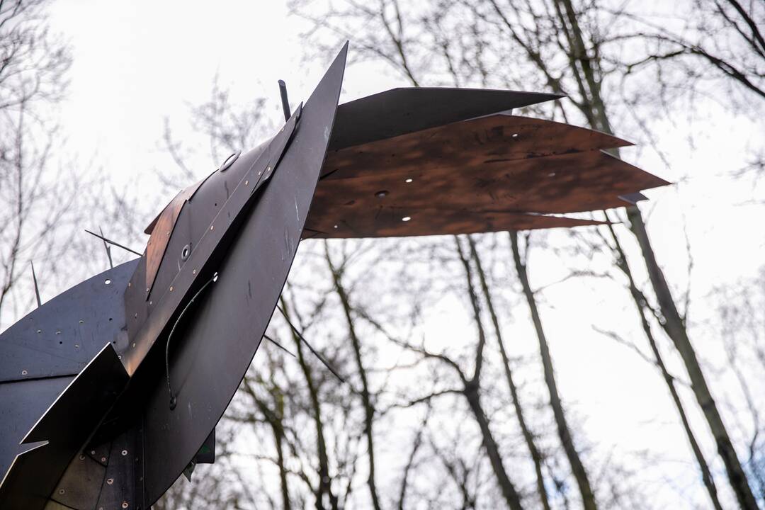 Ramybės parke suniokoti partizanų atminties paminklai