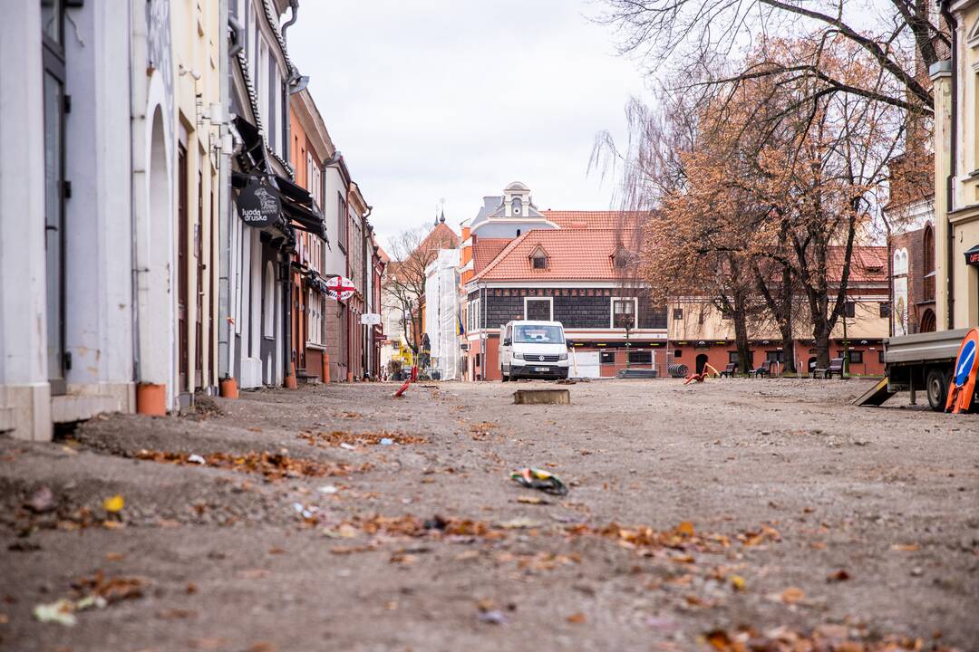Vilniaus g. nuimta dalis tvorų