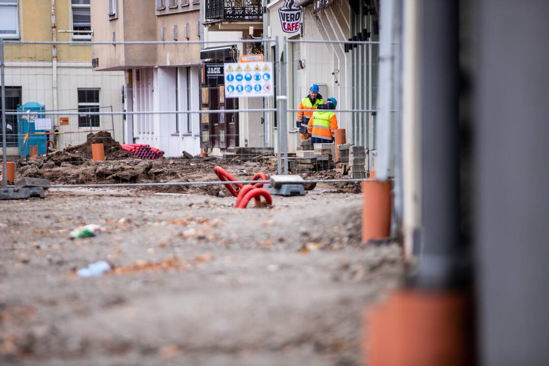 Vilniaus g. nuimta dalis tvorų