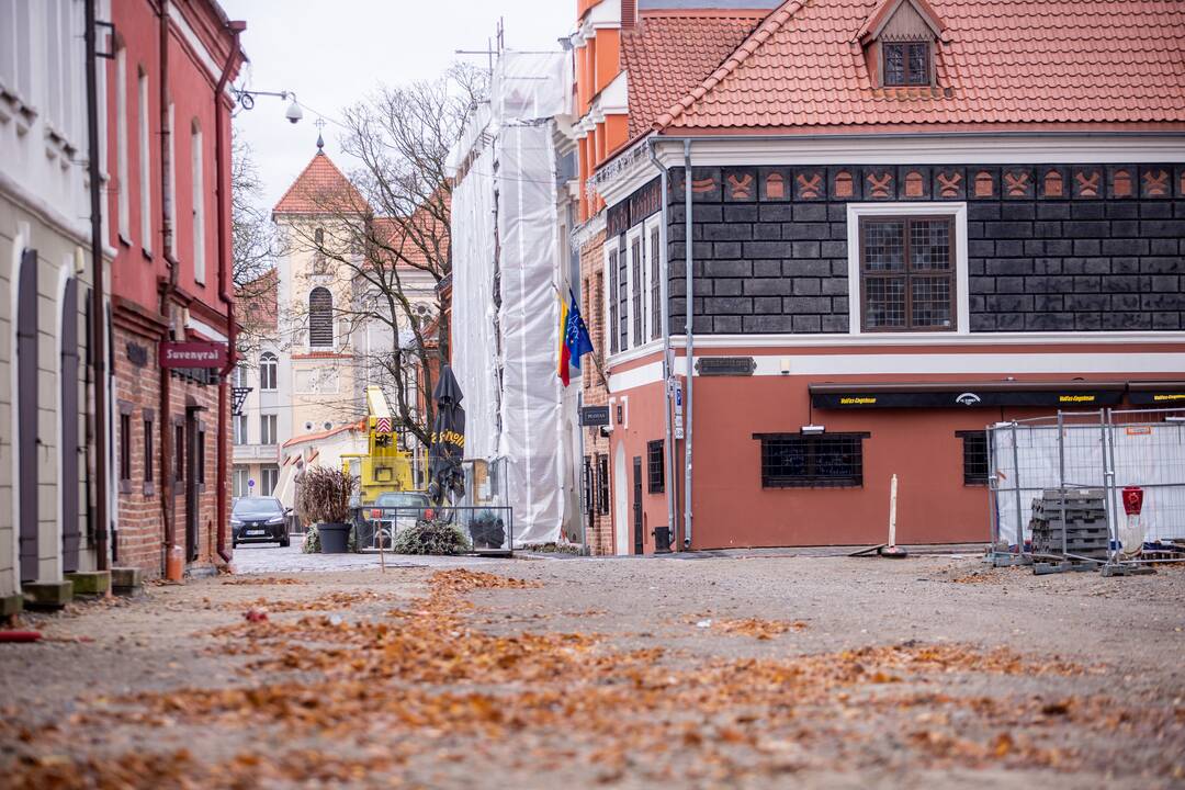 Vilniaus g. nuimta dalis tvorų