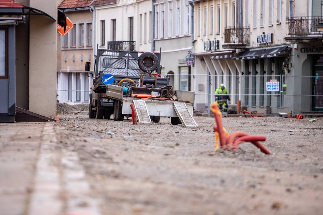 Vilniaus g. nuimta dalis tvorų