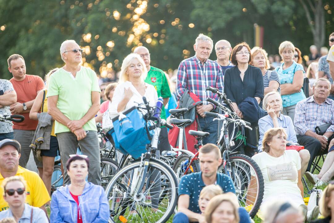 Šventės kulminacija prie Kauno pilies