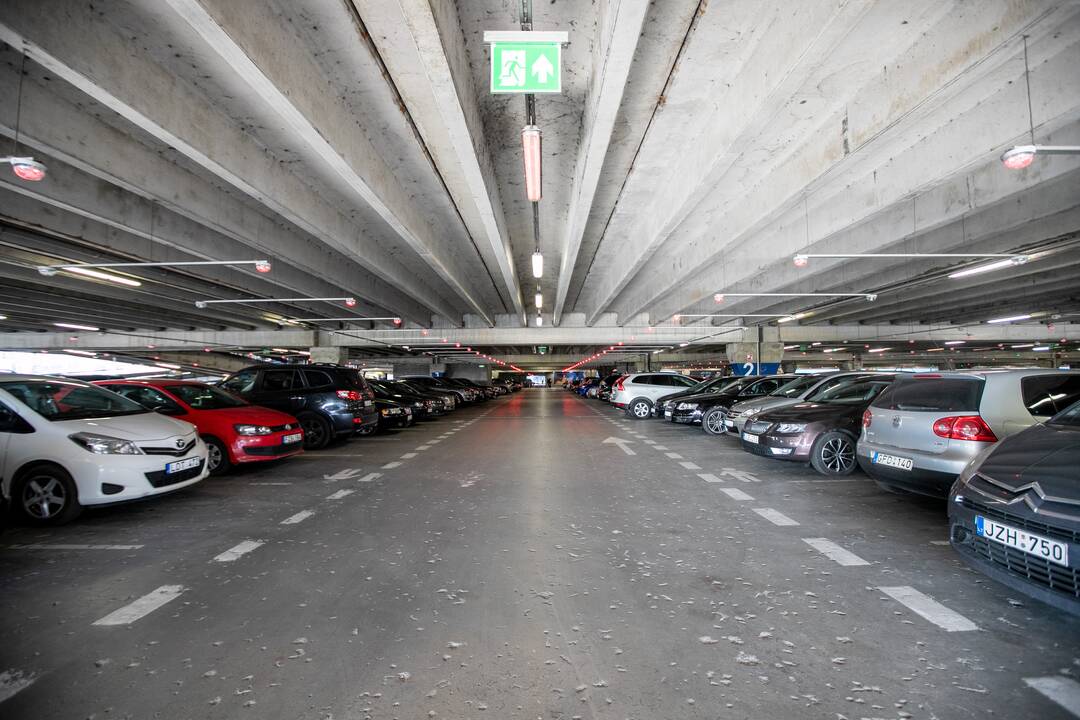 Kas vyksta Kauno prekybos centruose?