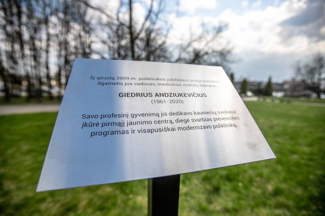 Pagerbtas buvęs Dainavos poliklinikos vadovas G. Andziukevičius