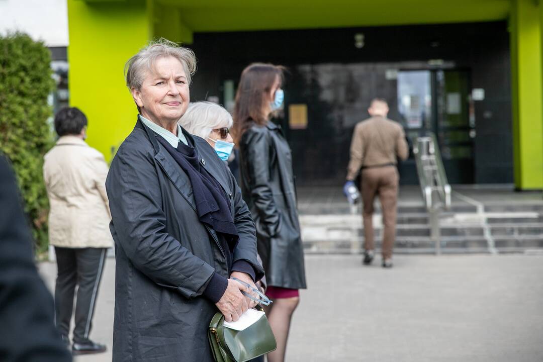 Pagerbtas buvęs Dainavos poliklinikos vadovas G. Andziukevičius