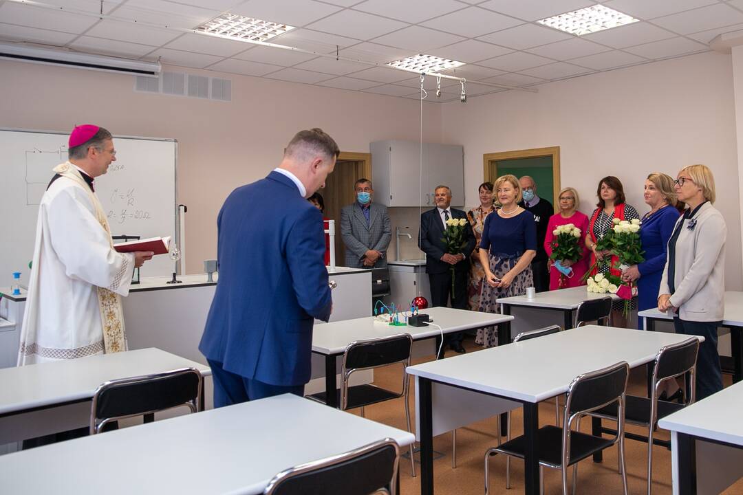 Rugsėjo 1-oji Jono Pauliaus II gimnazijoje