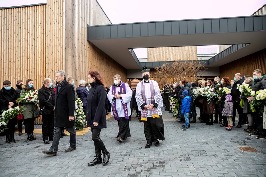 Amžinojo poilsio išlydėtas J. Mačiulis