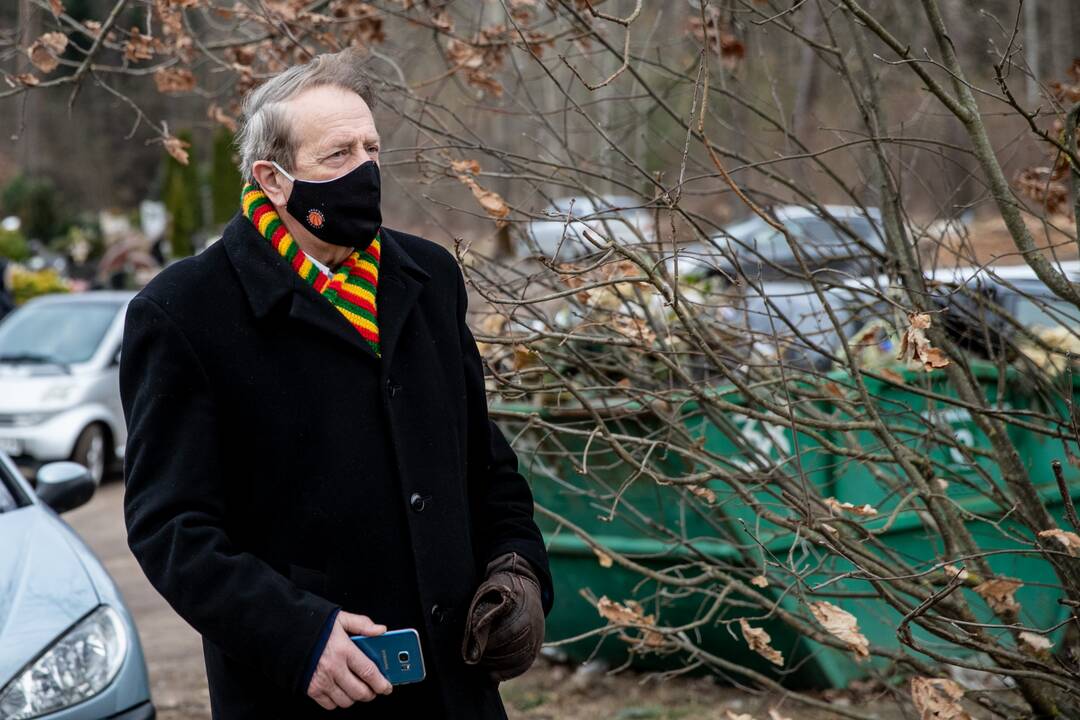 Amžinojo poilsio išlydėtas J. Mačiulis