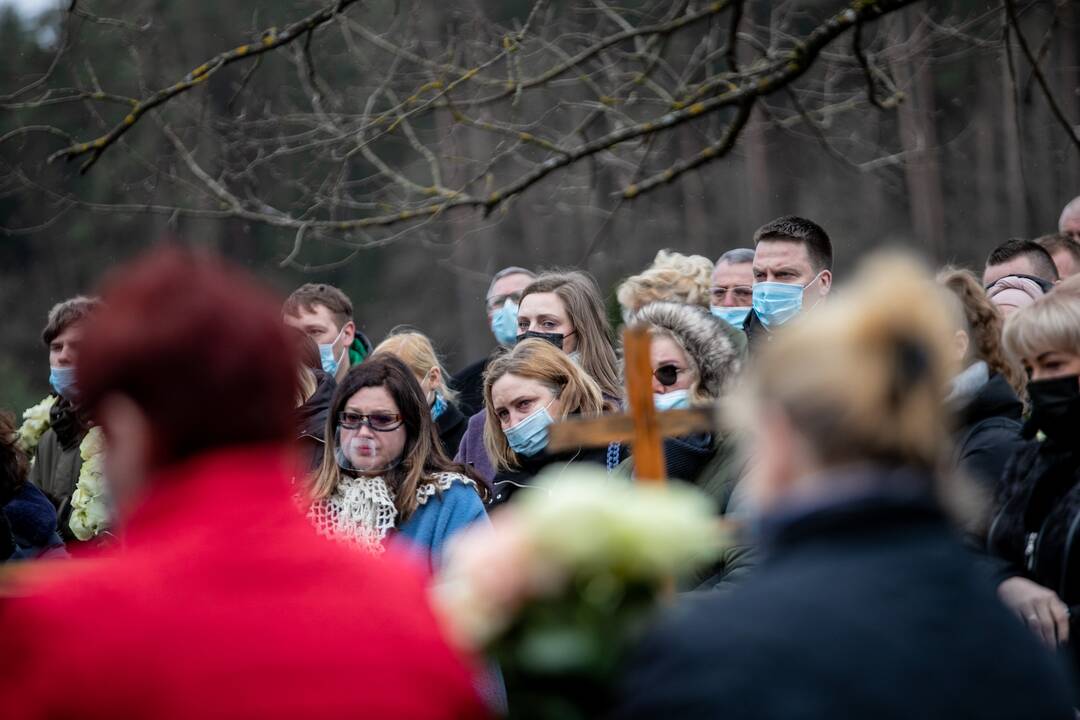Amžinojo poilsio išlydėtas J. Mačiulis