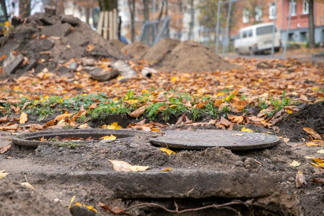 K. Petrausko gatvėje tvarkomas skveras