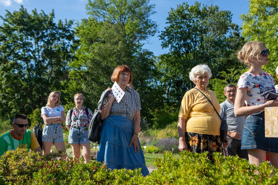 Kvapų naktis VDU Botanikos sode