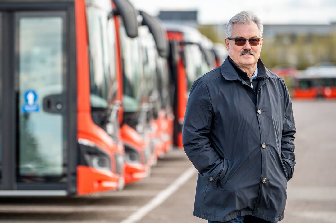 Kauno viešasis transportas per metus nuvažiavo tiek kilometrų, kad būtų galima nuskristi į  Mėnulį ir atgal net 29 kartus. 