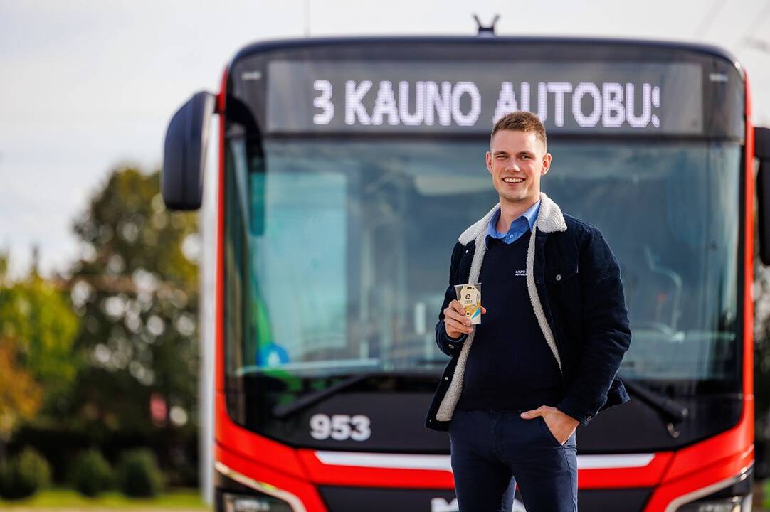 Kauno viešasis transportas per metus nuvažiavo tiek kilometrų, kad būtų galima nuskristi į  Mėnulį ir atgal net 29 kartus. 