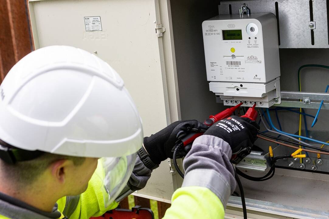 Seimas – už siūlymą leisti ilgamečiams energetikams neturėti aukštojo išsilavinimo