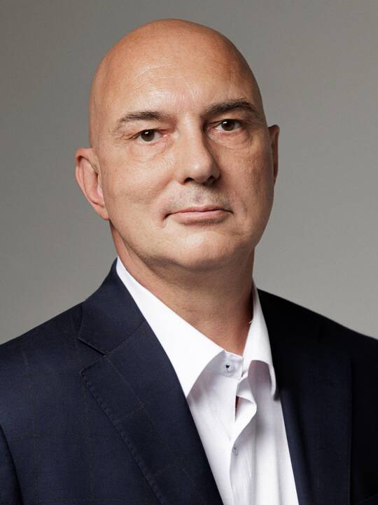Po susitikimo su mokyklos bendruomene vaikai visuomet nori šilto apkabinimo.