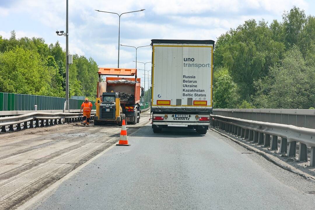 Įspėja: magistralėje ties Kruna – eismo ribojimai