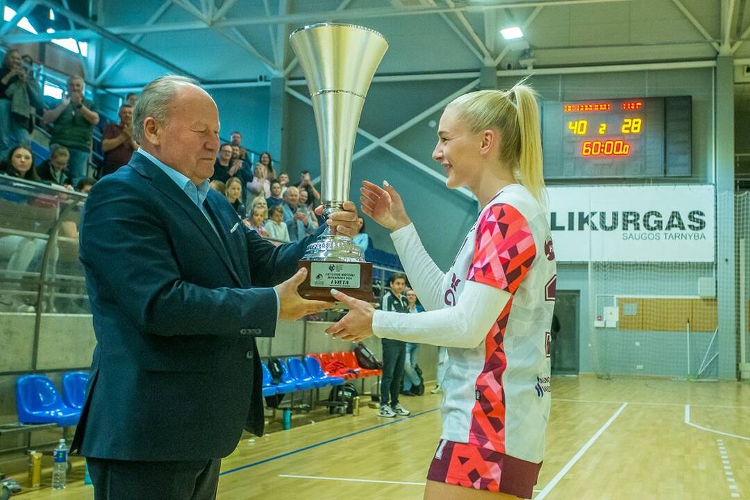 Triumfas: Lietuvos čempionato aukso medalius Garliavos rankininkės iškovojo penktą kartą per savo klubo istoriją.
