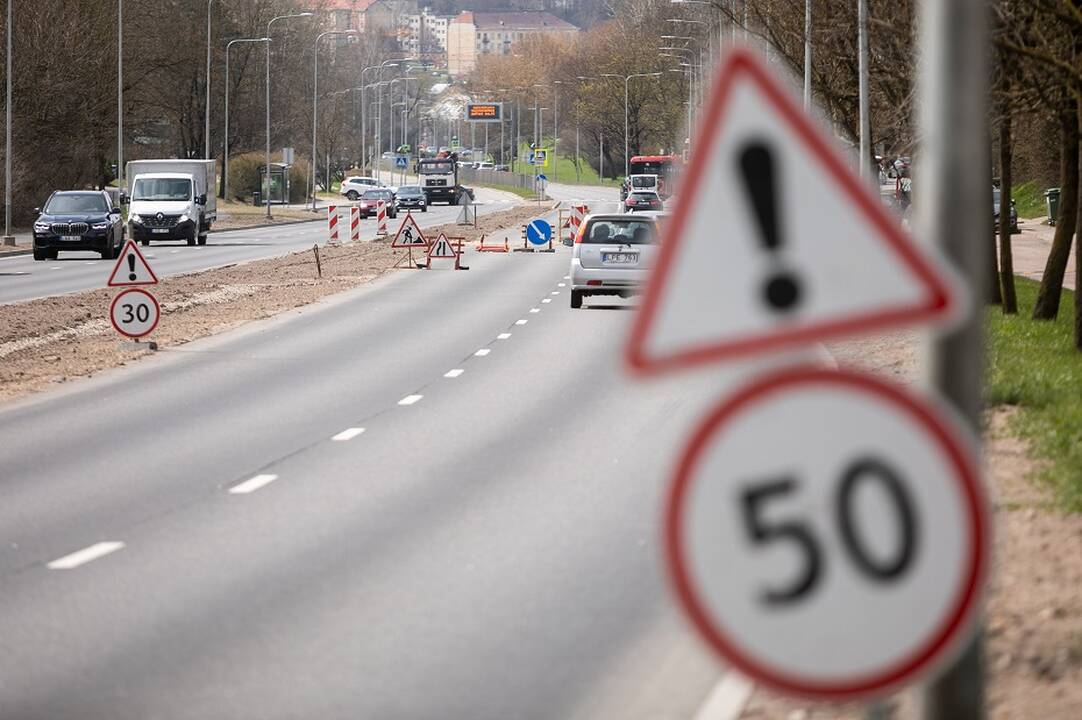 LAKD: šalyje turime 6 tūkst. prastos kokybės kelių – jų sutvarkymui reikia bent 5,4 mlrd. eurų