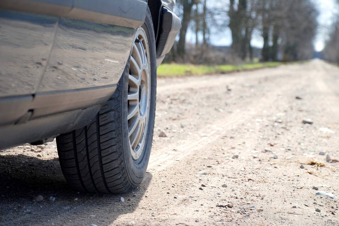 Vairuotojų dėmesiui: tarp Elektrėnų ir Vievio prasidės kelio darbai  