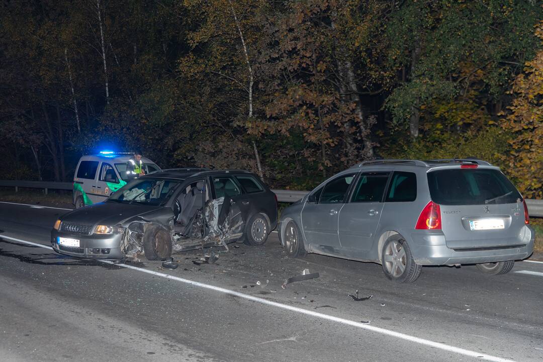 Masinė avarija Kaune: susidūrė keturi automobiliai