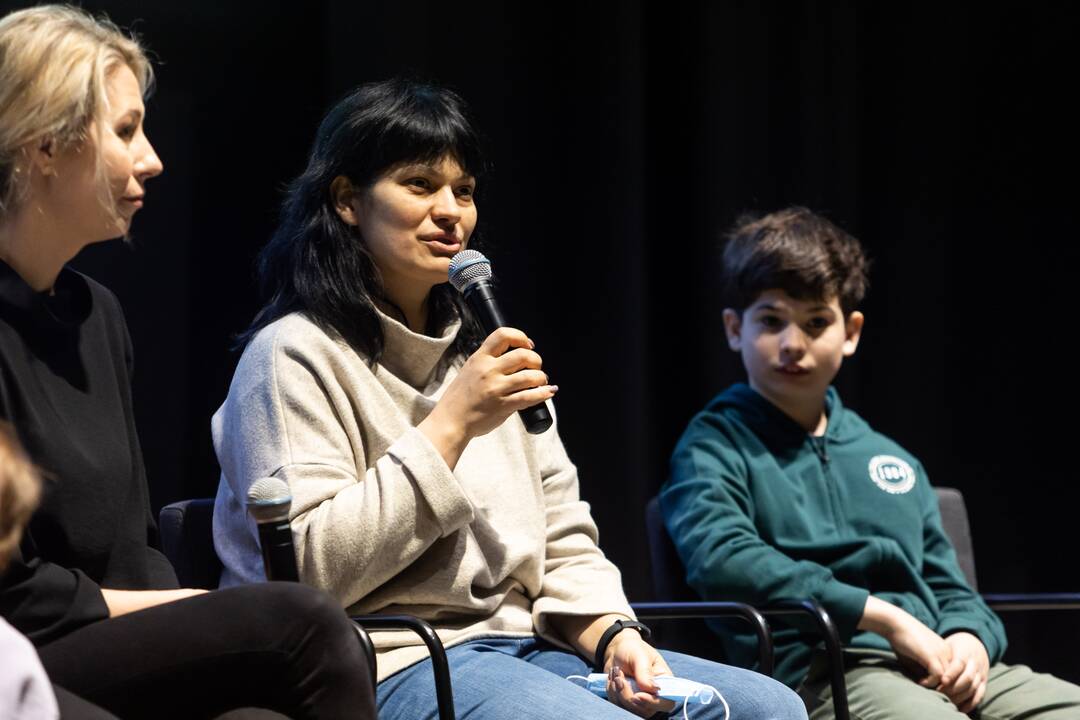 Dokumentinio filmo „Mėlyna kaip apelsinas žemė“ herojų konferencija