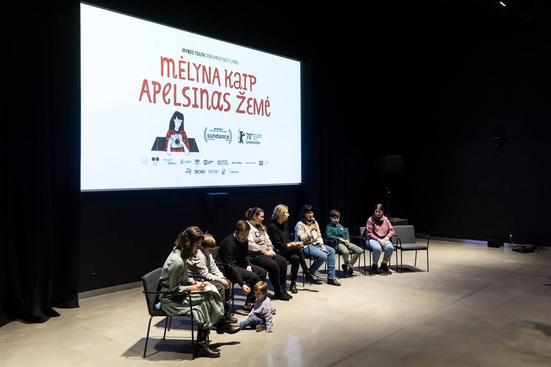 Dokumentinio filmo „Mėlyna kaip apelsinas žemė“ herojų konferencija